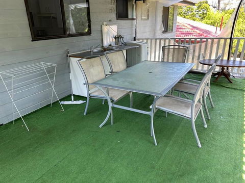 FAMILY 3-bedroom Everton Hills Apartment - Accommodation Australia 3