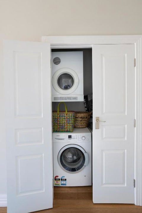 FOREST CORNER - 3 BEDROOM WEATHERBOARD, TRENTHAM - Accommodation Australia 3