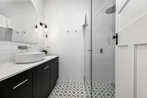 Gardiner Cottage - Stylish & Elegant, Walk To CBD - Australia Shopping 3