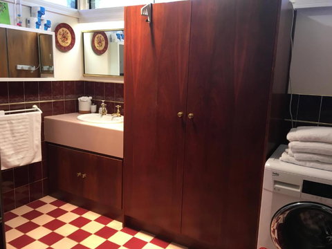 Gasworks B&B Cottages - Local Tourism 2