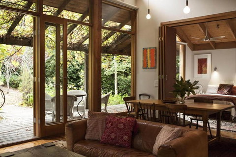 Georgie Gardens Daylesford - Australia Shopping 0