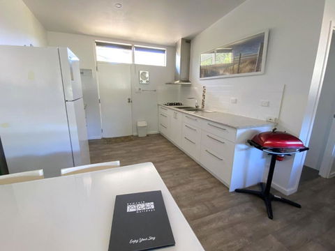 Getaway Villas Unit 387 - Australia Shopping 1