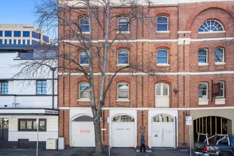 Gibson Mill Waterfront Warehouse Apartment - 102 - Australia Shopping 1