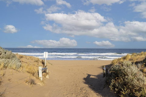 Golden Bay Beach Shack - EXECUTIVE ESCAPES - Australia Shopping 4