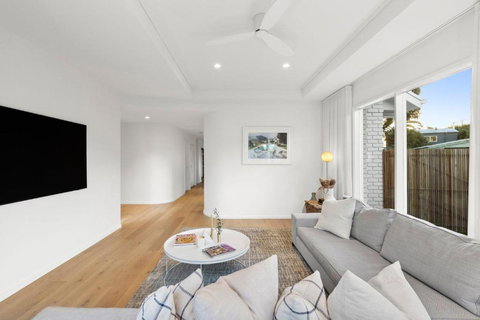 Golden Days - Australia Shopping 3