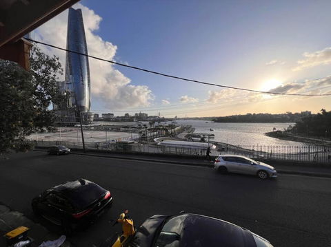 Golden Dream - Australia Shopping 0