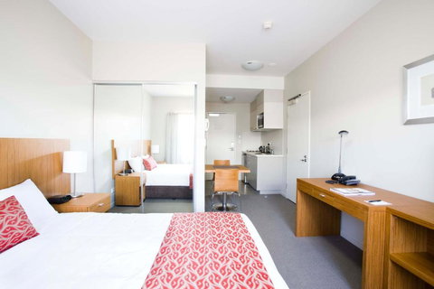 Gladstone Downtown Central Apartment Hotel Official - Australia Shopping 3