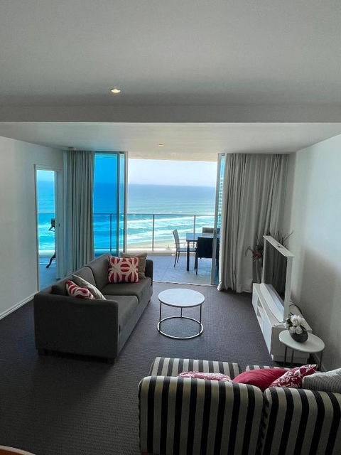 H Luxury Apartment At Surfers Paradise High Floor - Accommodation Australia 1