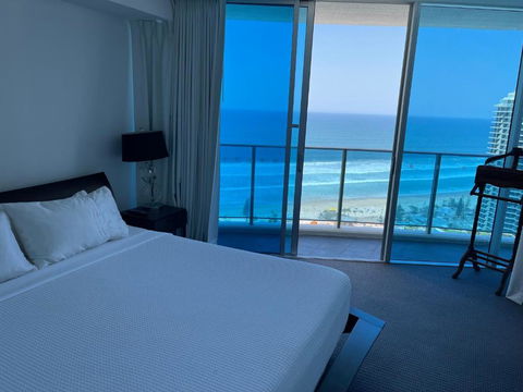 H Luxury Apartment At Surfers Paradise High Floor - Accommodation Australia 2