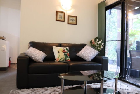 GREEN TREES CHALET Australia Zoo Close By - Accommodation Australia 4