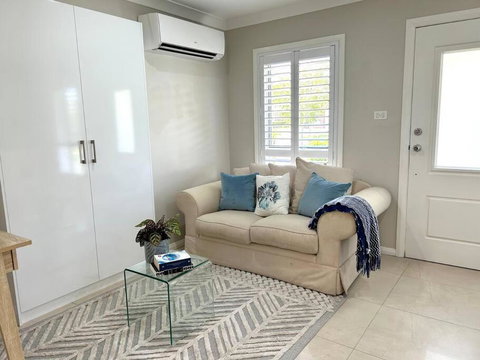 Guest House In Harrington Park - Bed n Breakfasts 1