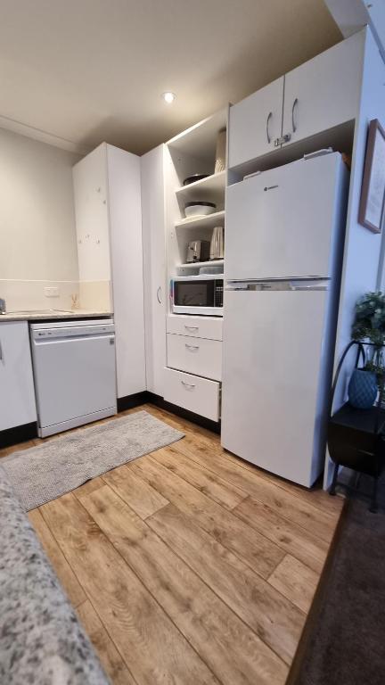 Guest Suite In Duffy - Accommodation Australia 4