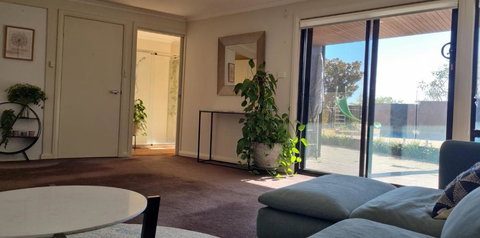 Guest Suite In Duffy - Accommodation Australia 1