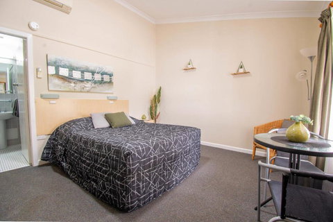 Gundagai Motel - Accommodation Australia 0