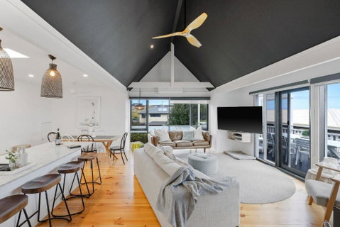 Halcyon Days - Accommodation Australia 2