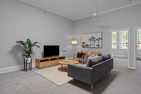 Haven On Hunter 500m To Civic Theatre - Accommodation Australia 0