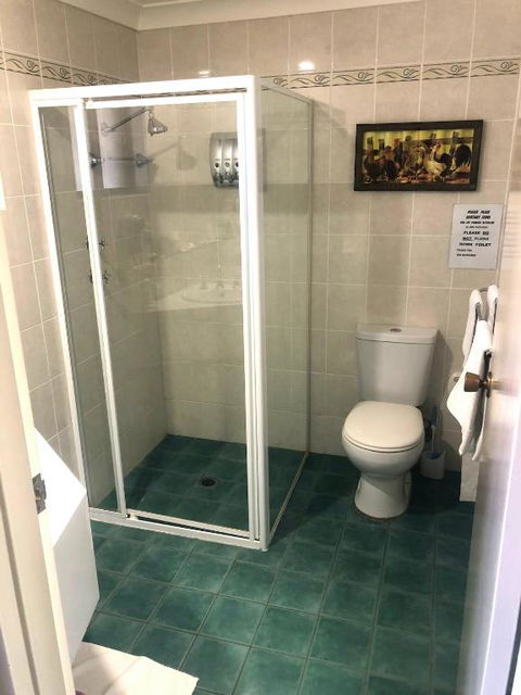 Hilltops Retreat Motor Inn - Local Tourism 1