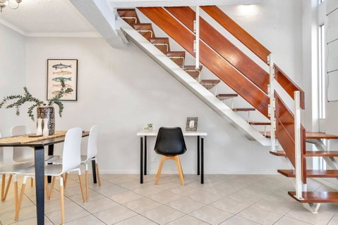 Heart Of Henley - A Homey Hideaway By The Beach - Accommodation Australia 2