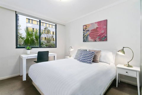 HERB8 - Herbert Street - St Leonards - Local Tourism 3