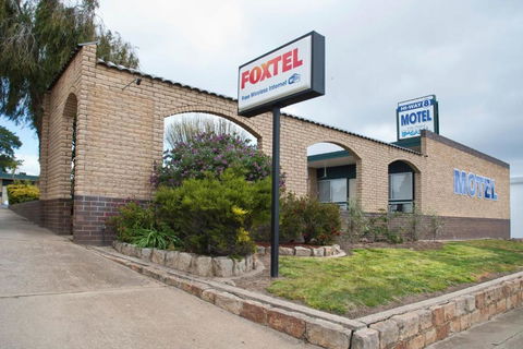 Hi Way Eight Motor Inn - Accommodation Australia 1