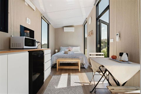 Hillside Hideout By Tiny Away - Accommodation Australia 3