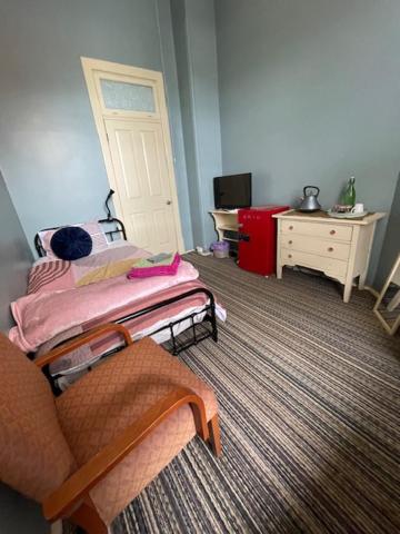 HISTORIC STAR LODGE And STATION MASTERS HOUSE NARRANDERA - Accommodation Australia 2