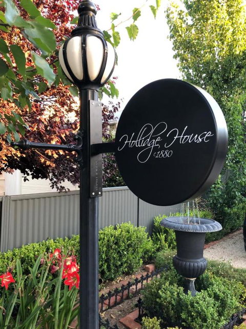 Hollidge House 5 Star Luxury Apartments - Accommodation Australia 0