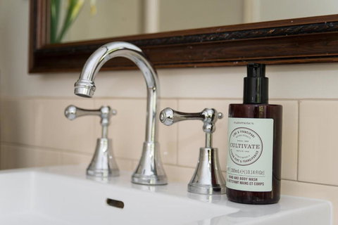 Hollyhock - Australia Shopping 2