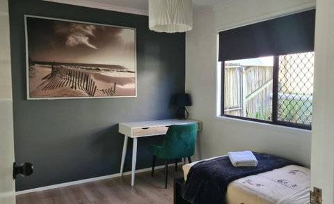 Holiday Home With Fantastic Location - Accommodation Australia 2