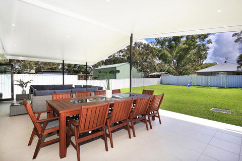 Adriatic Jervis Bay - 2 Min Walk To Beach - Family Friendly - Accommodation Australia 2
