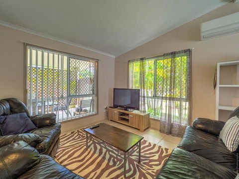 Affordable Holiday Home - Accommodation Australia 0