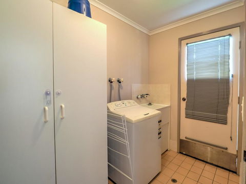 Affordable Holiday Home - Accommodation Australia 2
