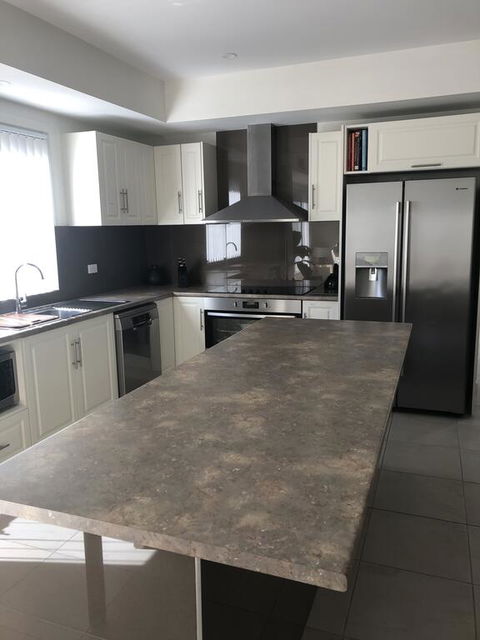 Agathas At Seacombe Gardens - Accommodation Australia 1