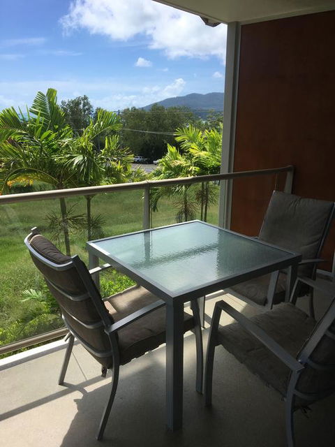 Airlie Central Apartments - Accommodation Australia 1
