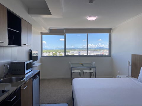 Airtrip Apartments On River Street, Mackay - Accommodation Australia 3