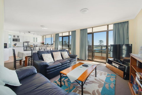 Akuna 23 6 Joffre Street - Local Tourism 1