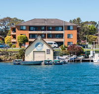 Akuna Unit 8 112-116 Little Street - Australia Shopping