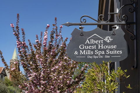 Albert Guest House And Mills Spa Suites - Accommodation Australia 1