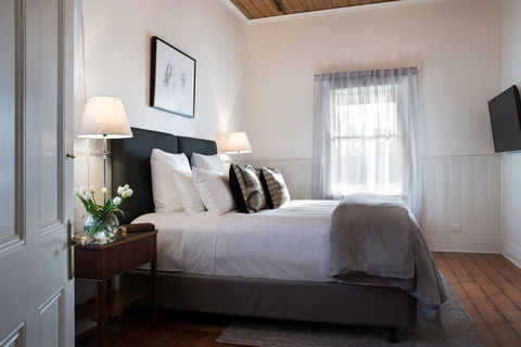 Albion - Accommodation Australia 2