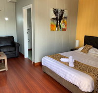 Albion Hotel - Motel Finley - Australia Shopping