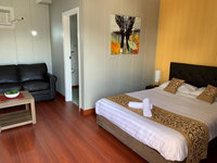 Book Finley Accommodation Vacations Australia Shopping Australia Shopping
