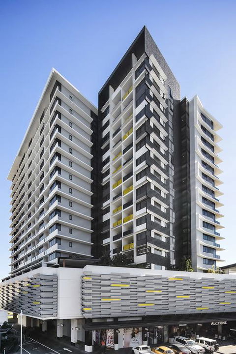 Alcyone Hotel Residences - Accommodation Australia 3