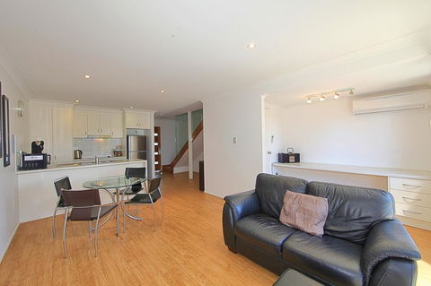 Alexandra Apartments - Accommodation Australia 2