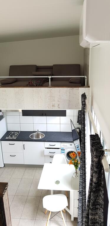 Alexandra Headland - Accommodation Australia 1