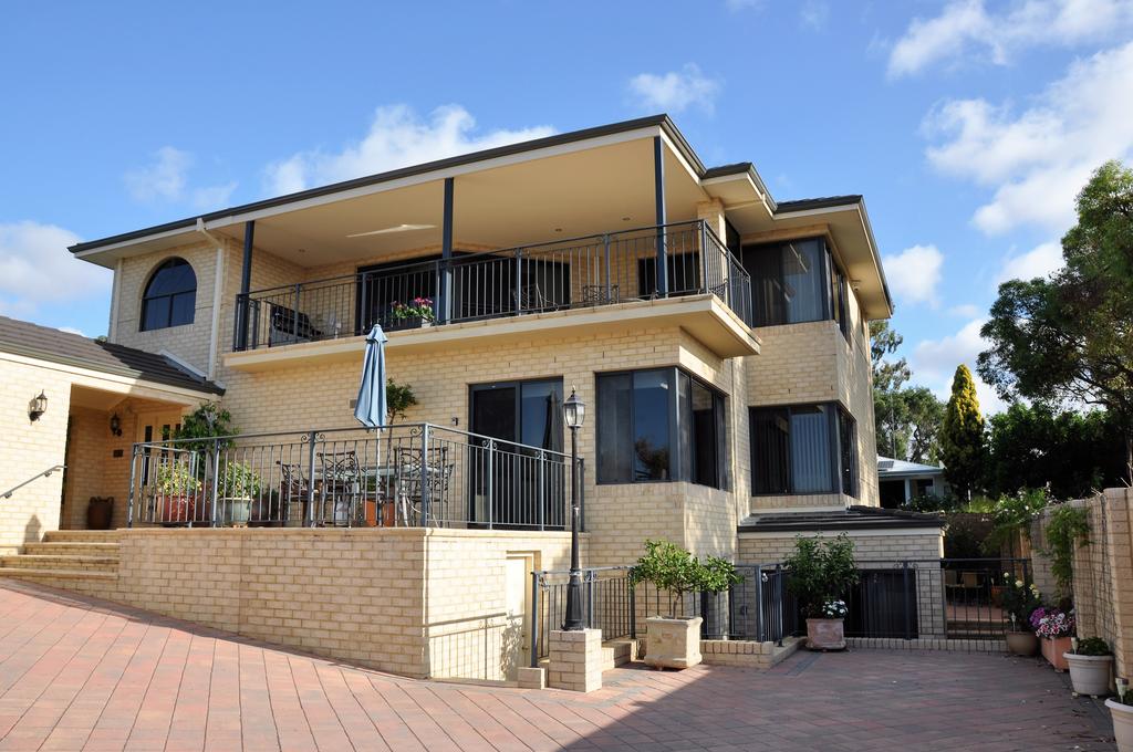 Alfred Cove WA Accommodation Australia
