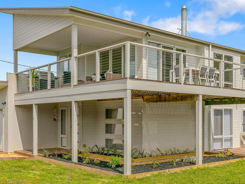 All Decked Out - Accommodation Australia 0