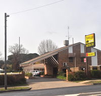 All Travellers Motor Inn - Accommodation Australia