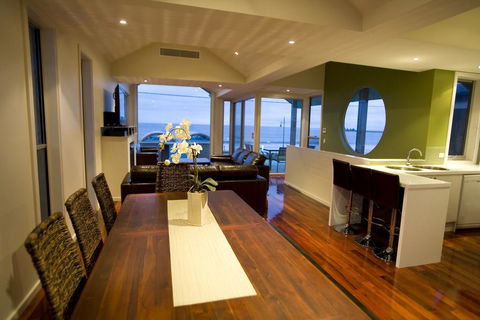 Aloha Beachfront Port Fairy - Accommodation Australia 1