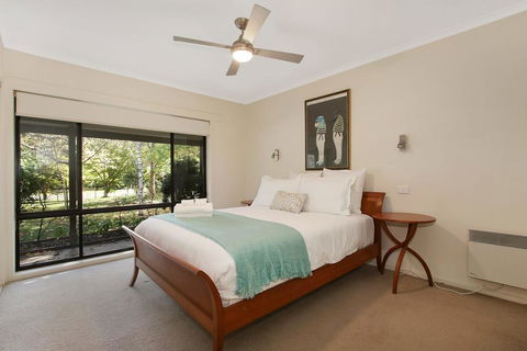 Alpine Streamside - Accommodation Australia 0