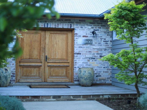 Amaroo - Modern, Luxurious And Chic - Accommodation Australia 0